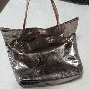 Carlos Falchi snake print metallic tote. Size L